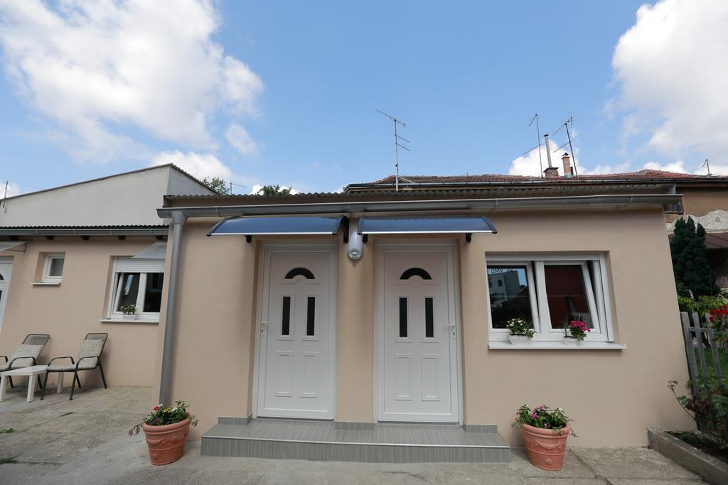 Rooms Butkovic Zagreb Bagian luar foto