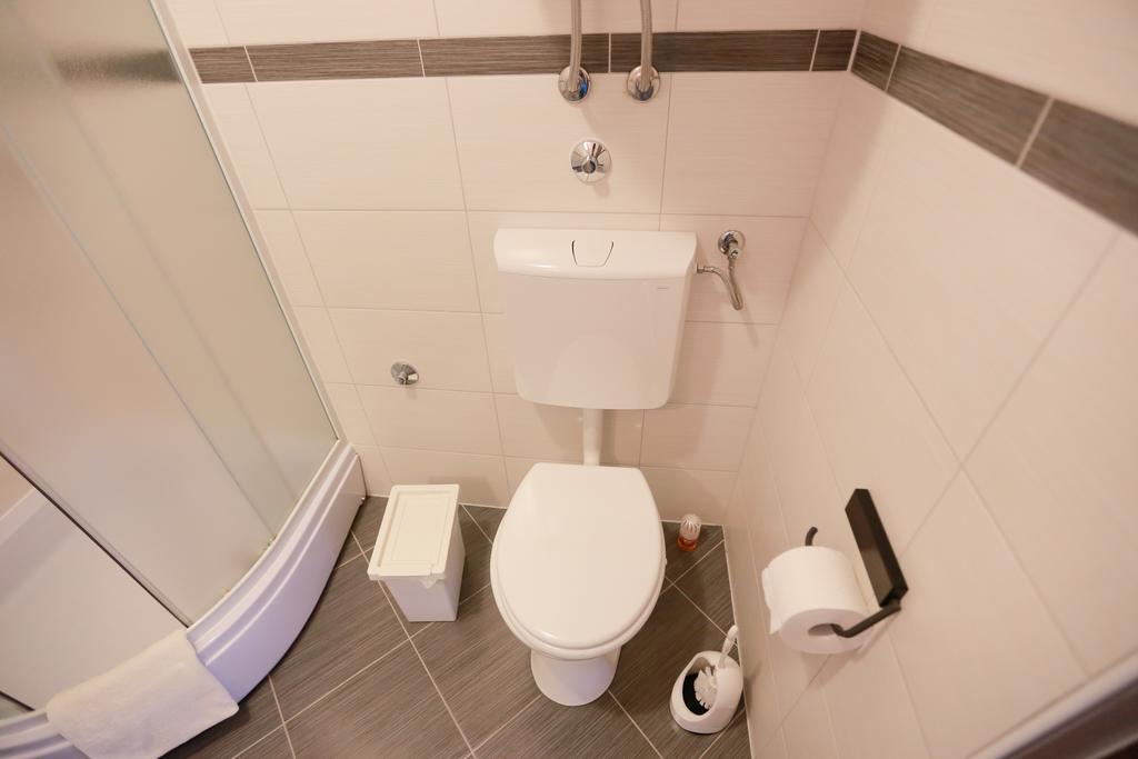 Rooms Butkovic Zagreb Bagian luar foto